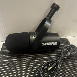SHURE MV7 podcasting, Recording, Live Streaming microphone USB/XLR dynamic Mic, voice isolating