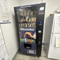 Vending Machine For Sale 