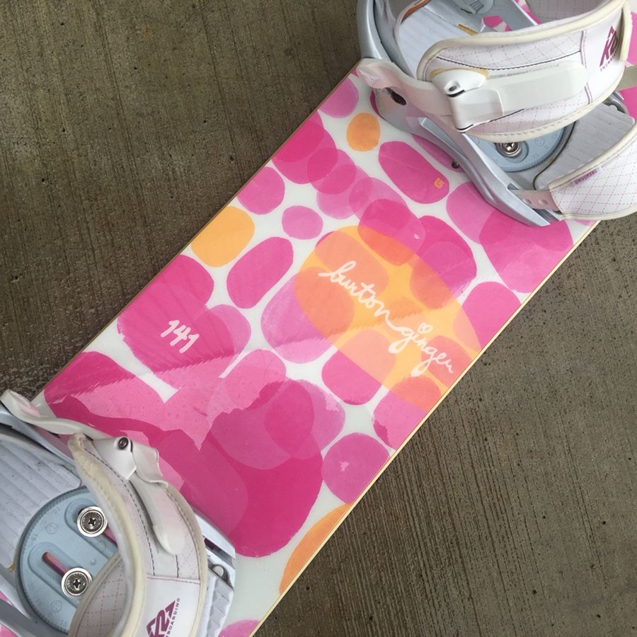 141 Burton Ginger Snowboard + Bindings Womens for Sale in Seattle