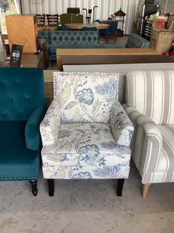 pattern accent chair