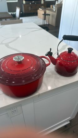 Le Creuset Tea Kettle & Dutch Oven 28QT