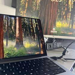 Late 2023 MacBook Pro M3 14 Inch