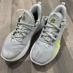 Under Armour Curry 12 9.5 Gravity