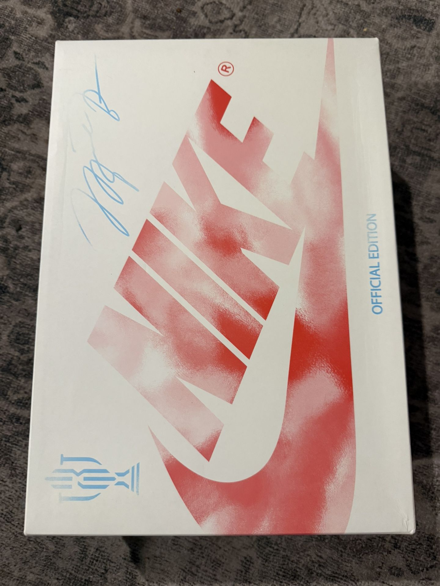 Jordan 1 Retro Low OG SP Trophy Room Away