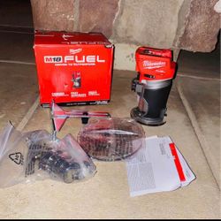 Milwaukee M18 FUEL Brushless Cordless Compact Router (TOOL ONLY) 2723-20 New !