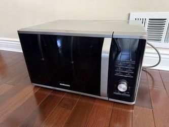 Samsung microwave Like New
