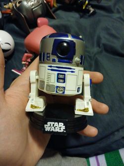 FUNKO POP : STAR WARS : R2D2 BOBBLEHEAD : Pre-owned (out of box)