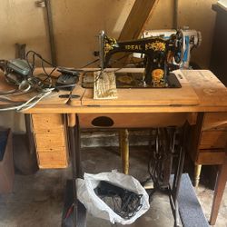 IDEAL SOWING MACHINE VINTAGE WORKS