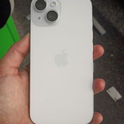 iPhone 15 256G unlocked BROKEN LCD