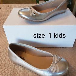 Kid Silver Flats