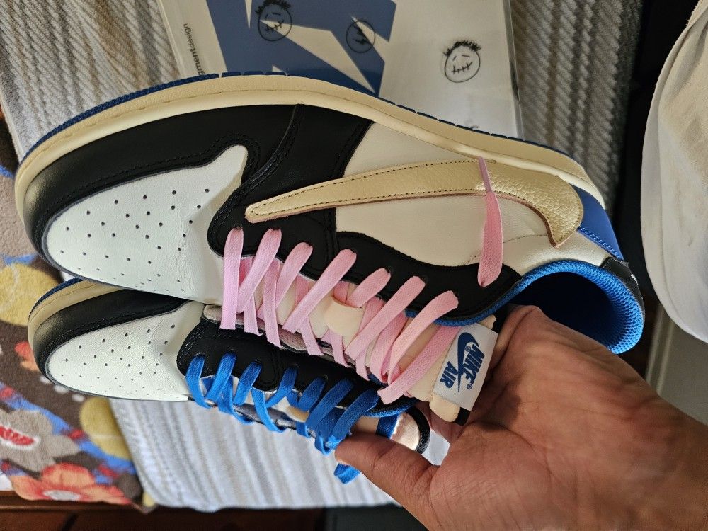 JORDAN 1 RETRO LOW OG SP FRAGMENT X TRAVIS SCOTT 