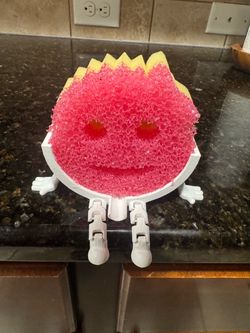 3D Printed Sponge Holder with Character Design