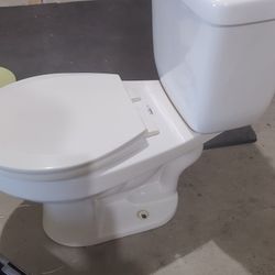 Free Round Bowl Toilet