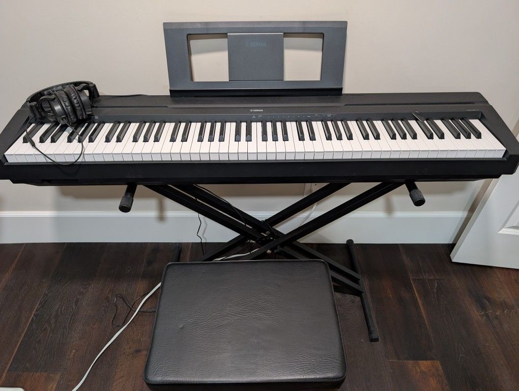 Yamaha P71 Piano With Stand And Bench