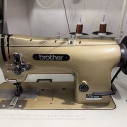 Brother LT2-B838 Twin-Needle Industrial Sewing Machine – Like New, Upgraded Setup