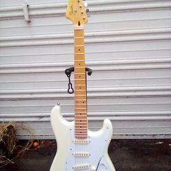 Fender Stratocaster Guitar Jimi Hendrix Collaboration 