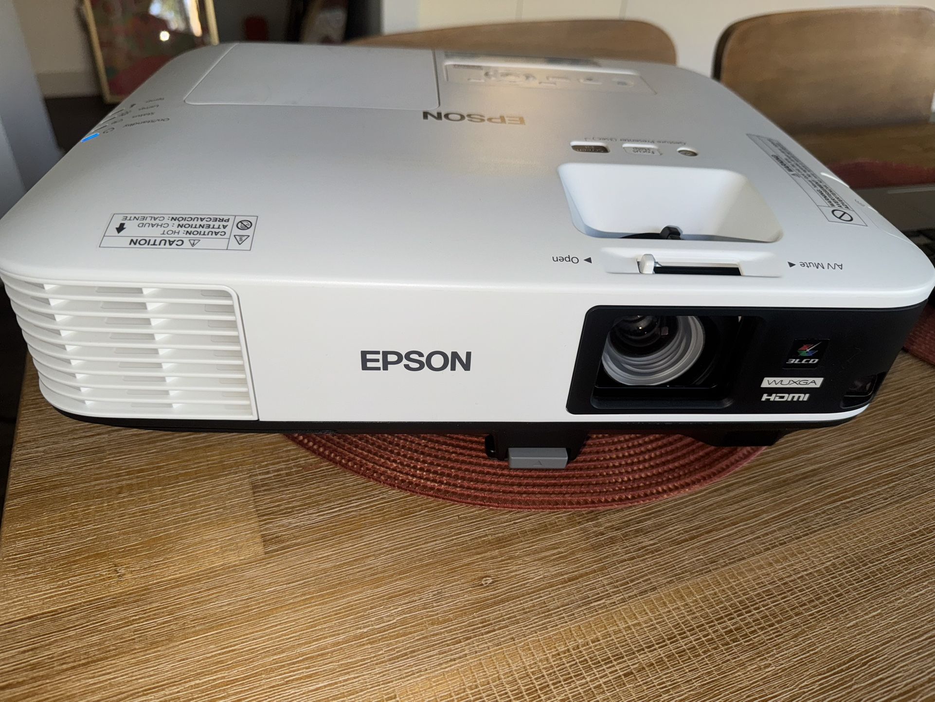 Epson WUXGA Projector
