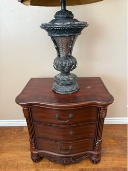 Cal King Bedroom set