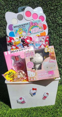Hello Kitty XTRA JUMBO Gift Basket ( FREE Delivery Available)🛻🔥