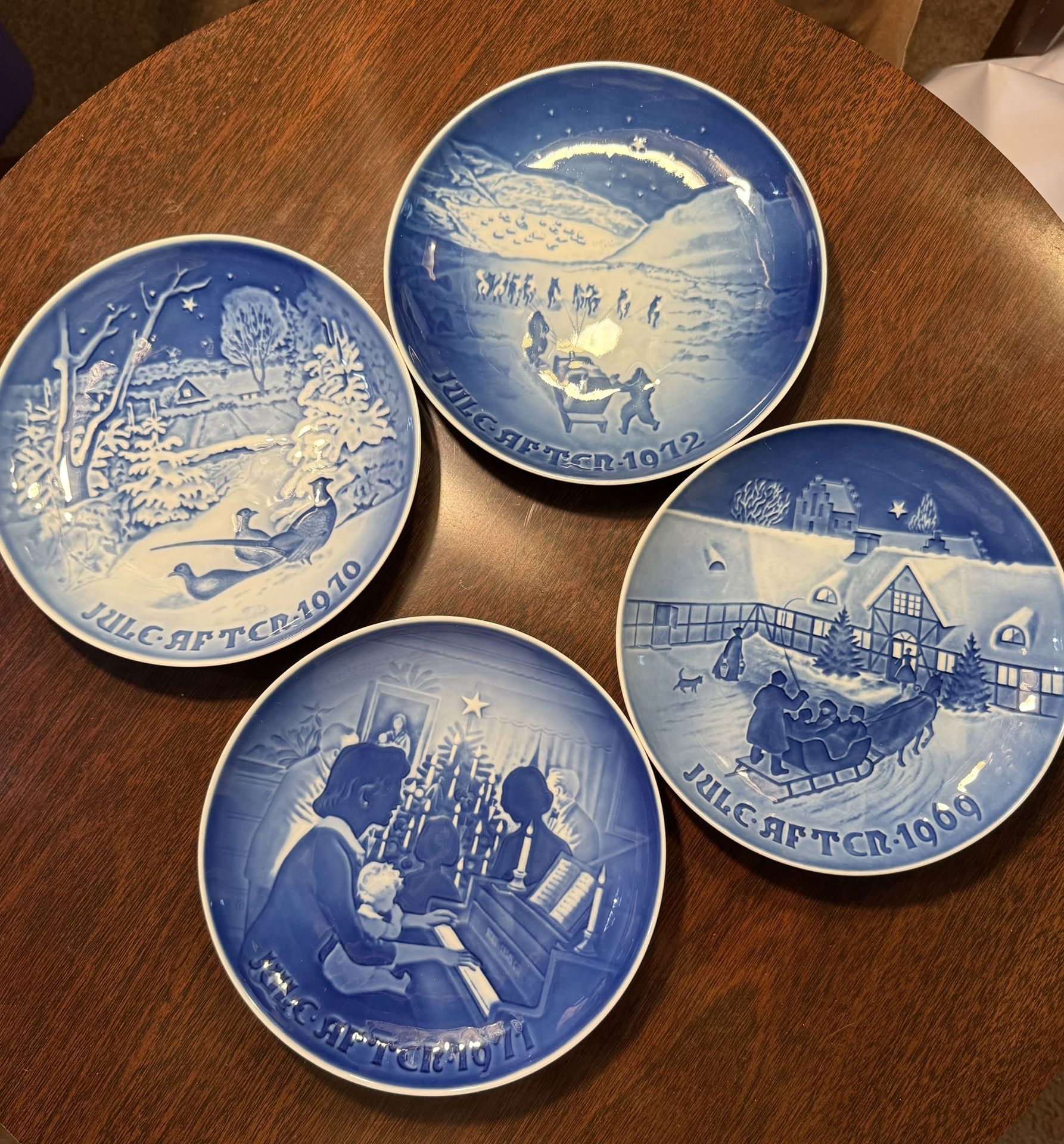 Copenhagen Porcelain B and G Christmas Plates 1(contact info removed)- Made In Greenland