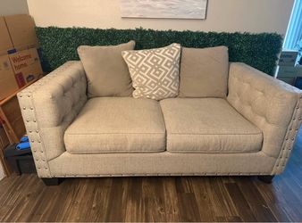 Love seat/ couch