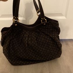 Louis Vuitton -proof of purchase, Authentic/used It Twice, Large Bag, Excellent Condition!