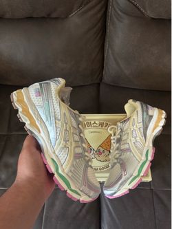 SIGNED**ASICS Gel-Kayano 12.1 Vandy The Pink Vanilla