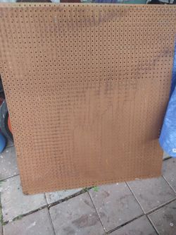 PEG BOARD