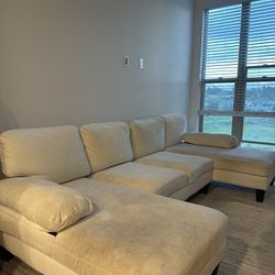 U-Shaped 4 piece Couch