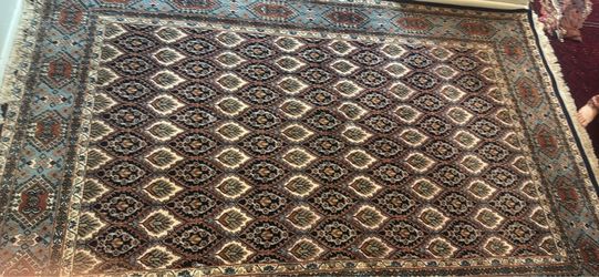 🌈 Beautiful Colorful Area Rug – Great Condition! 9’8’’ x 6’4’’