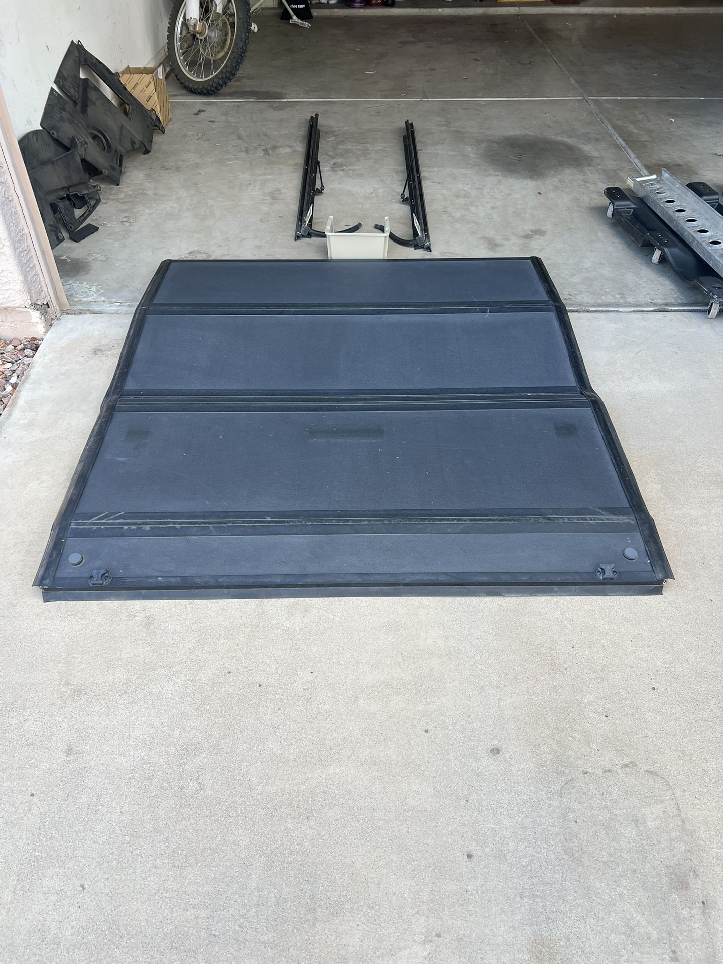 Toyota Tacoma Bed Cover