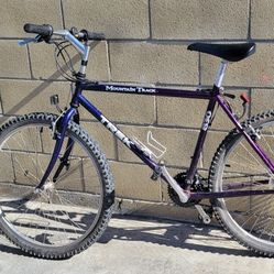 1995 Trek 830 Mountain Bike