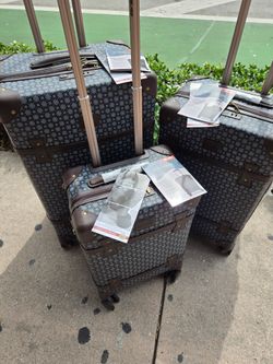 Travel Suitcase 3 pc. Set New With Tags Tsa Lock Extra Lightweight Expandable Waterproof New With Tags Black