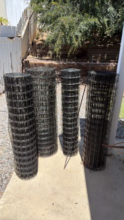 Fence rolls and stakes