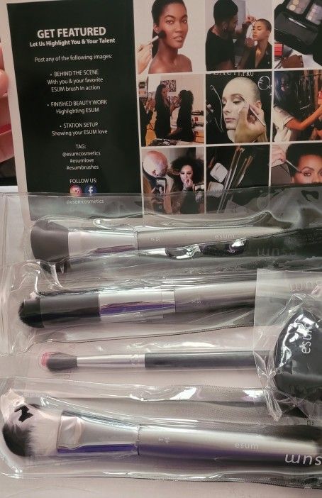 Esum Make Up Brushes