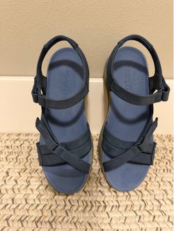 Women’s sandals