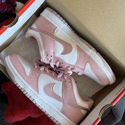 Nike Dunks Pink Velvet