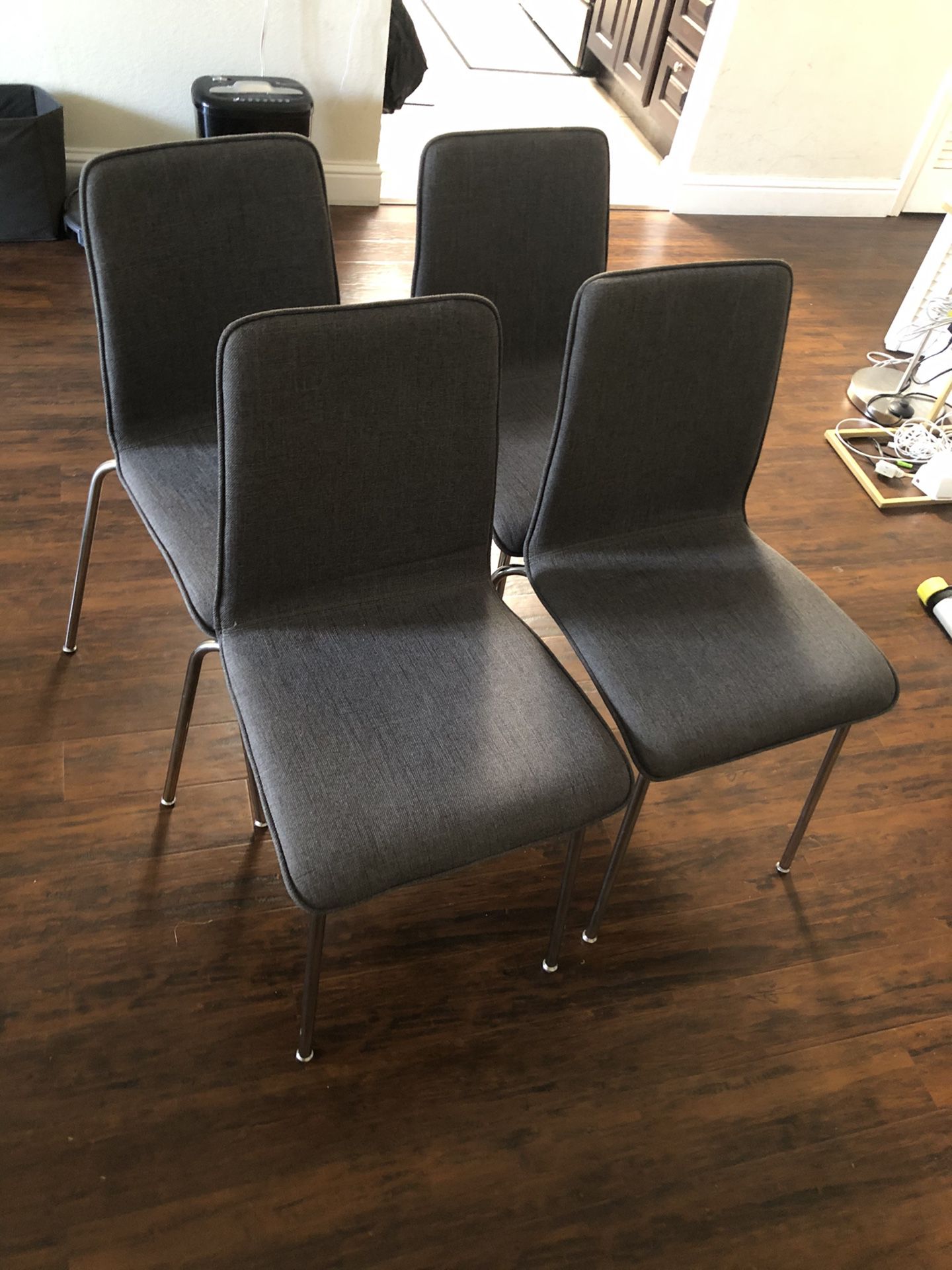 4 Dining Table/Kitchen Chairs