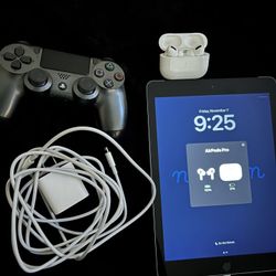 iPad 6th Gen With Air POD Pro 2s And PS4 Controller 