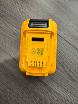 DEWALT 20V MAX XR POWERPACK 8.0 Ah Lithium-Ion Battery  - New