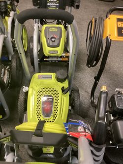 RYOBI Gas 3100 PSI Honda Motor Pressure Washer $325