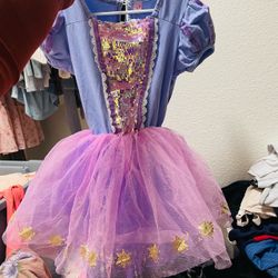 Little girl Halloween costumes dress Rapunzel tangled