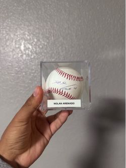 Nolan Arenado Signed ball Colorado Rockies