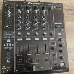 Pioneer Cdj 2000 Nexus, Djm 900 Mixer 
