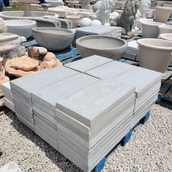 Concrete Rectangular Patio Pavers Gray Smooth Finish / Cement Slab Backyard Stepping Stones