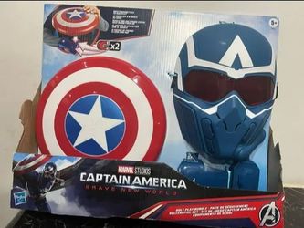 Captain America: Brave New World Role-Play Bundle