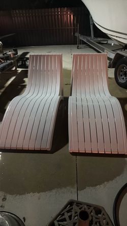 outdoor chaise lounge/pool chairs.