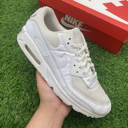 Nike Air Max White Size 11.5