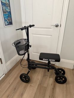 knee stroller