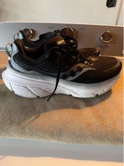 Women running shoes great condition size 9.5